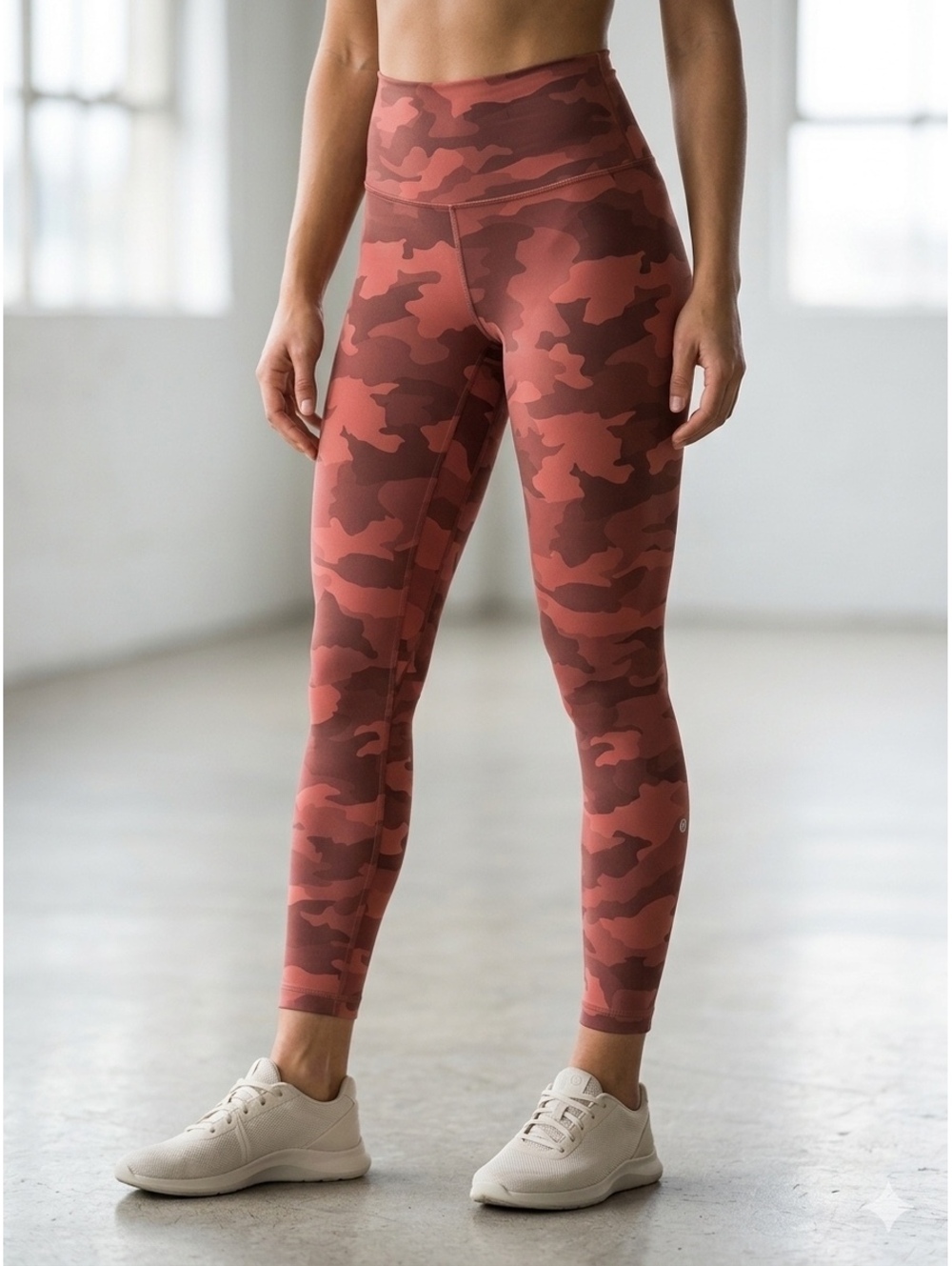Lululemon Pink Camo Ankle Leggings Size 2
